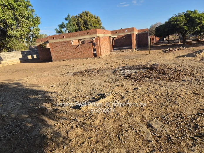 Prime 2,000sqm Stand with Incomplete Modern Home – Masotsha Ndhlovu