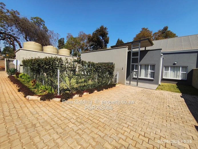 3-Bedroom Townhouse – Emerald Hill