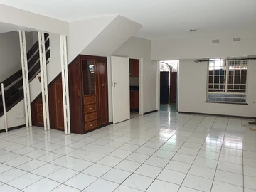 3 Bedroom Garden Flat