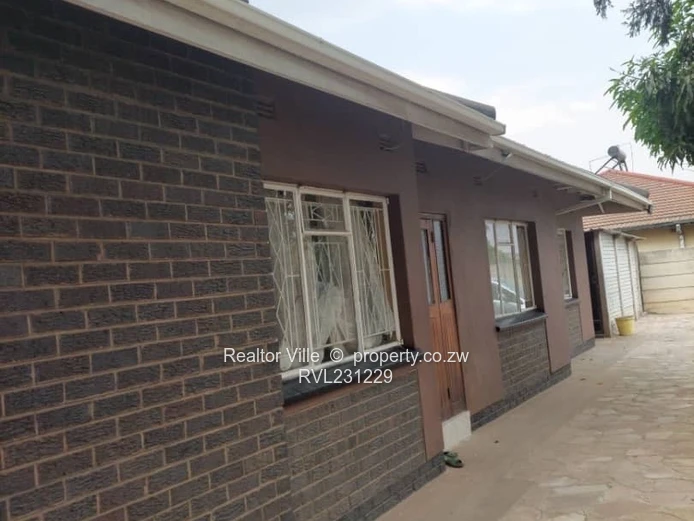 3 bed house to let!!! (Sole Mandate)