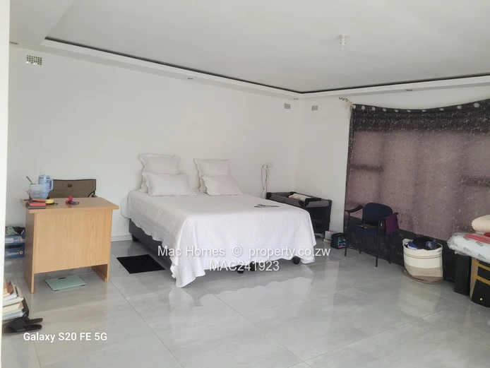 Mt pleasant heights double storey for sale 350k