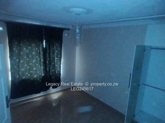 Comfortable Cluster Home To Let In Bluff Hill