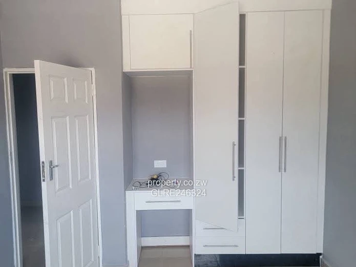 Renovated 3-Bed Tynwald House — Borehole, Parking & Modern Kitchen