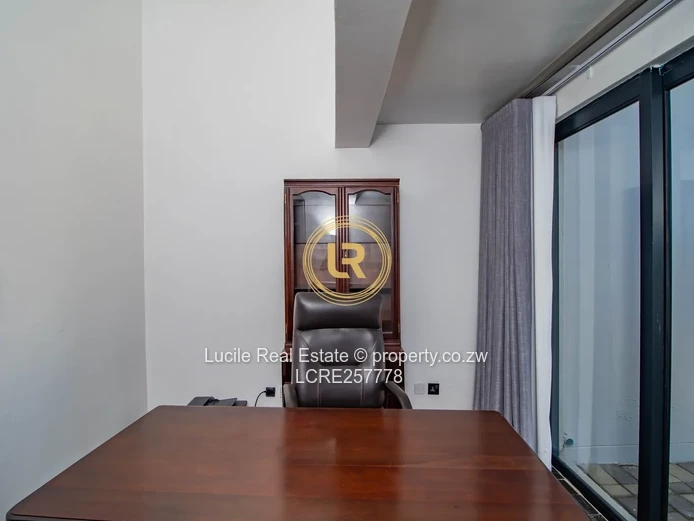 Luxury Living In Eastlea | Fully Furnished Home 