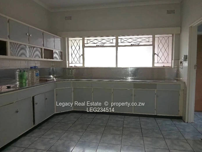 Commercial Property for Rent – Harare Drive / Eastern Road