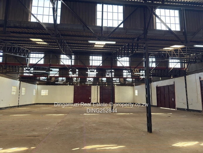 Warehouse/factory for rent in Marondera  (Sole Mandate)