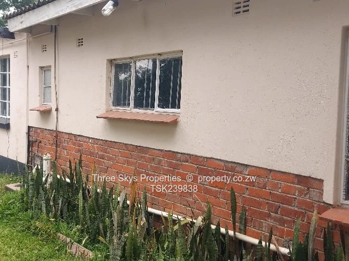 Close To Zindoga Shops