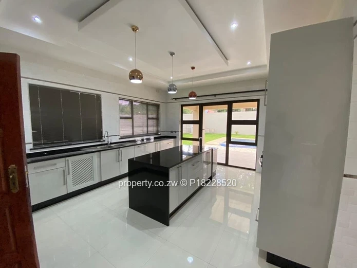 **Luxurious 5-Bedroom Flat with Swimming Pool in Borrowdale West**