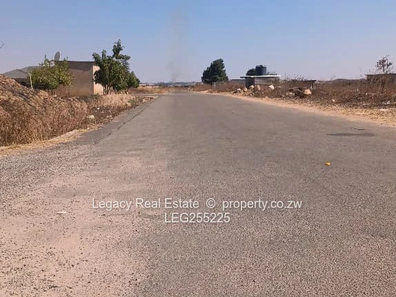 Choice of 2 Prime 413m² Stand in Zimre Park - Main Road Frontage