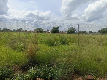 Commercial & Industrial Land