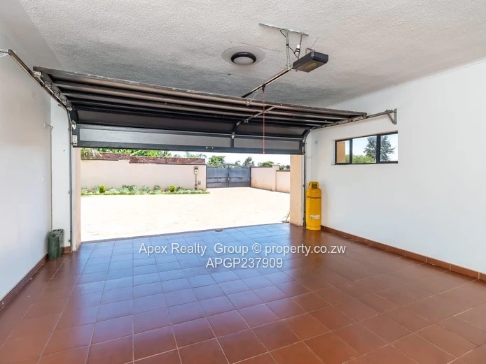 Gletwyn House For Sale