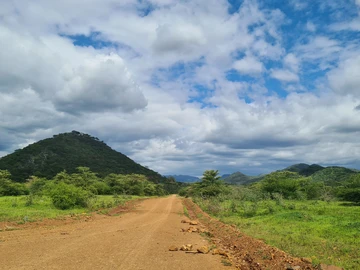 500sqm stands along the main road for 12k with terms.promotional price