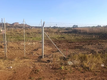 Commercial & Industrial Land