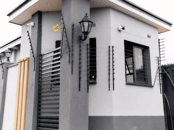 3 Bedroom Garden Flat