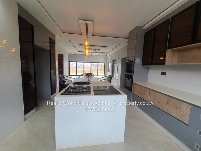 For Sale: Elegant 5-Bedroom Home with Cottage & Pool – Mt Pleasant Heights