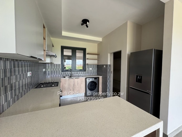 Modern - 1 Bedroom Apartment 