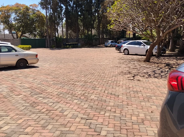 3 Bedroom Flat & Apartment