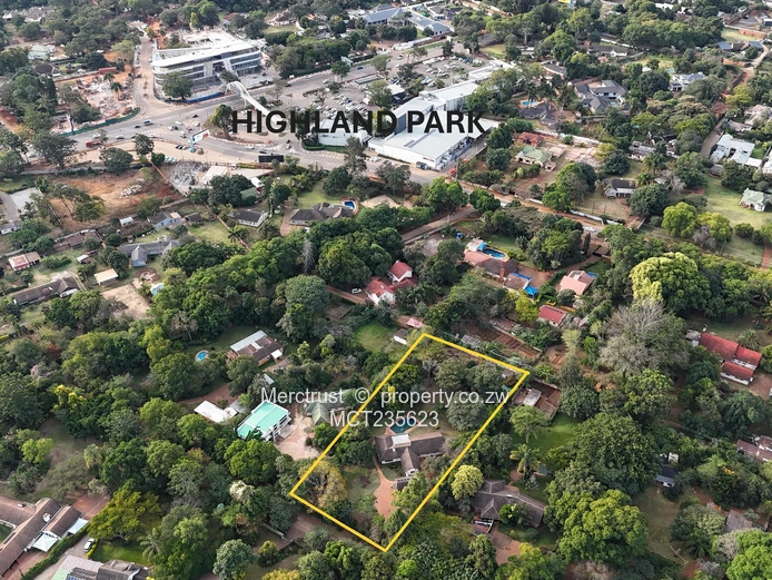Charming family home, zoned 1B (iii) mixed commercial! (Sole Mandate)
