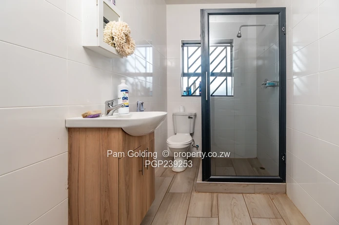 Newly built home in Westgate!