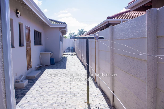 Unique Home in Madokero Estate  (Sole Mandate)