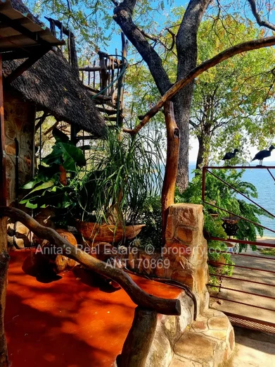 An Oasis bordering Lake Kariba only minutes away from Binga Town.