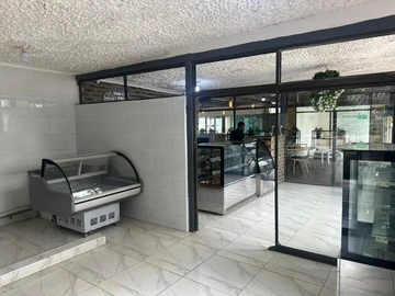 Shop & Retail Property