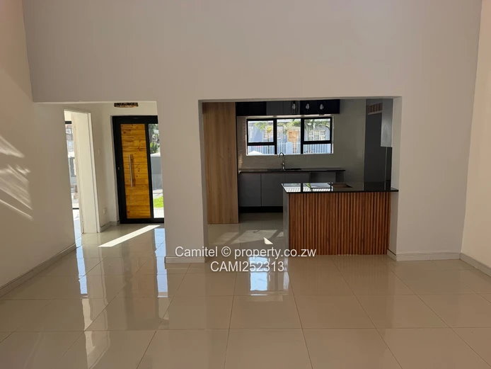 Modern Arlington 4-Bed Townhouse,Borehole ,Solar & 24hr Security