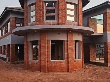 7 Bedroom House