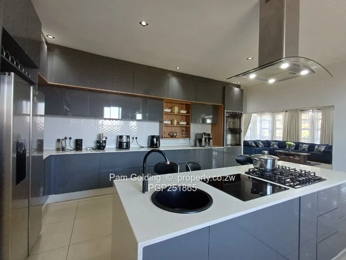 Luxury Living in Murambi East: 7-Bedroom Mansion  (Sole Mandate)