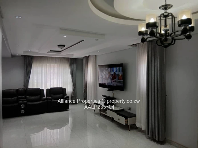 Development Potential: Executive 5-Bed Double Storey on 4200sqm in  Old Marlborough (Deed)