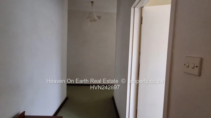 Beautiful 3 beds house