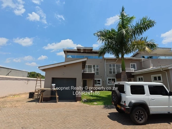 Modern & Secure 3 Bedroom Garden Flat To Let - Strathaven (Harare West) (Sole Mandate)