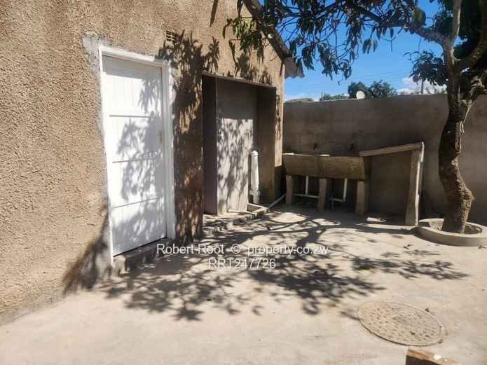 4 Bedroom House to Rent in Mabvuku.