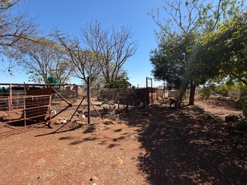 Farm & Agricultural Land