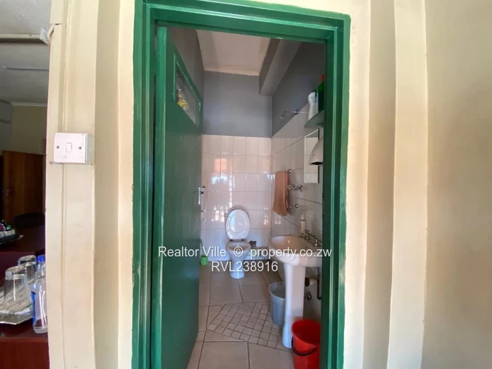 Eastlea Warehouse/Factory  in a prime location