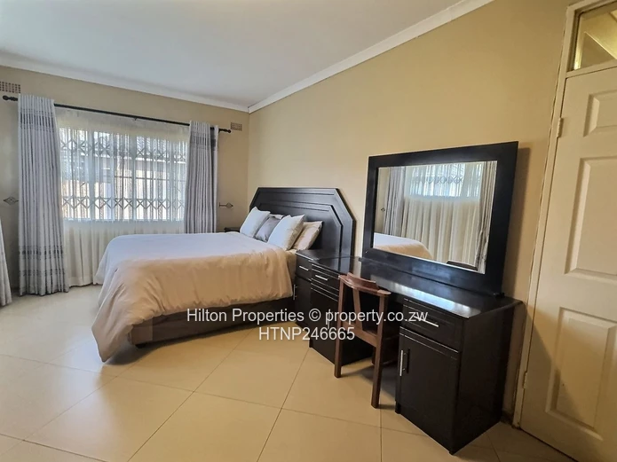 Fully Furnished 3-Bed Garden Flat with Pool in Highlands