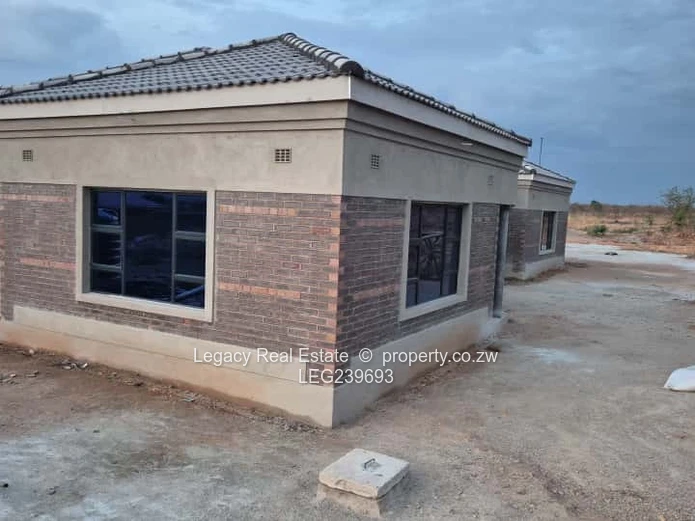 Highberry Kadoma Property For Sale Suitable For Residential Or Commercial Use