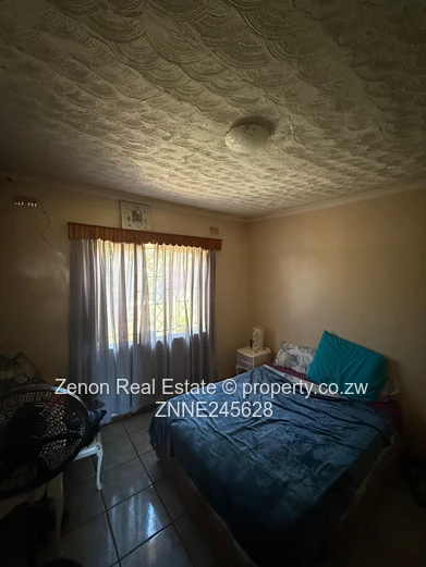 3 Bedroomed House For Sale In Westgate .150k.deeds (Sole Mandate)