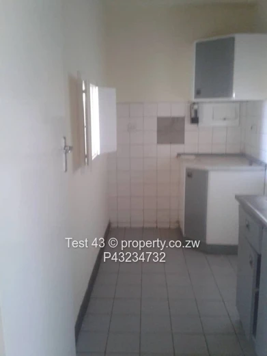 Sixth floor Chinamano Heights Apartment for rent