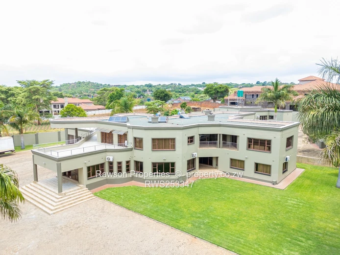 Exceptional Gletywn Family Home