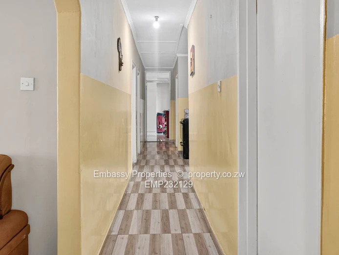 Tynwald North Neat For Bedroomed House