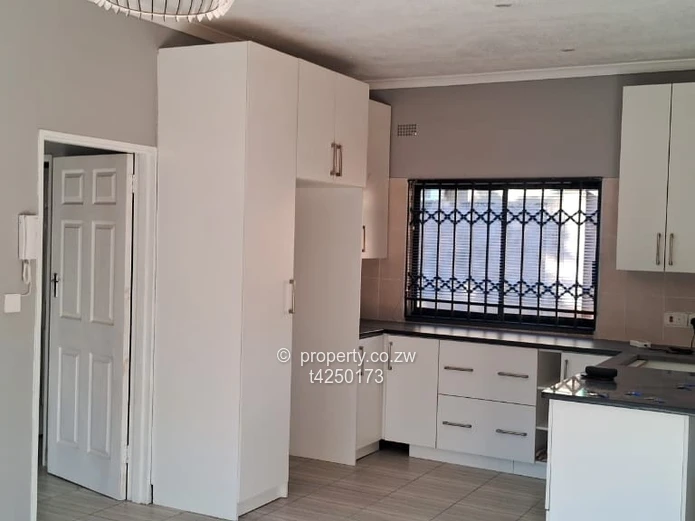 Greendale neat 2 bedroomed cottage to Rent 