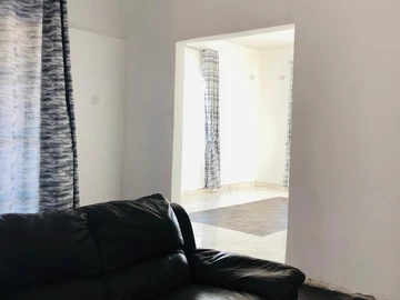 Farm & Agricultural Land