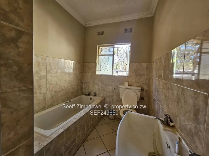 Executive 4-Bedroom Borrowdale Residence