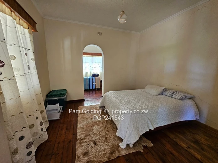 Neat Family Residence