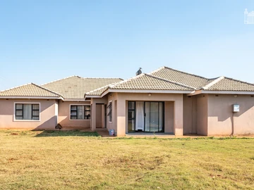 5 Bedroom Townhouse Complex