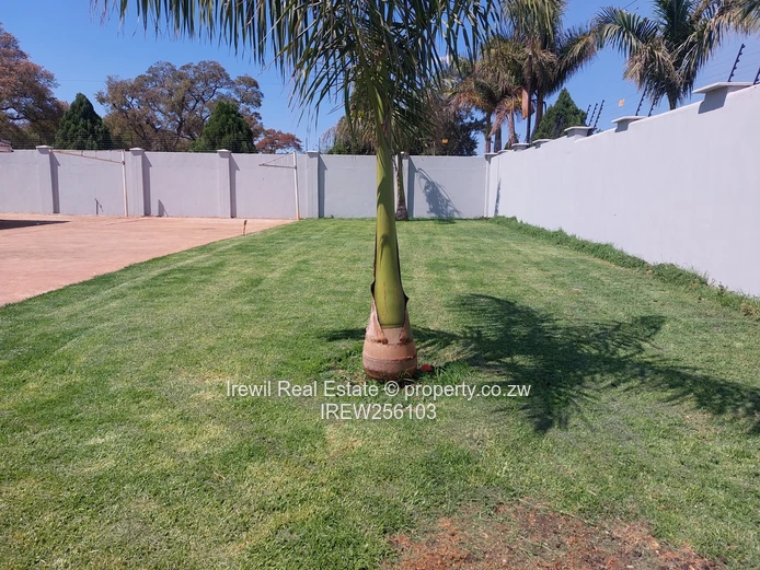 Gletwin 4 Bedroom to Let