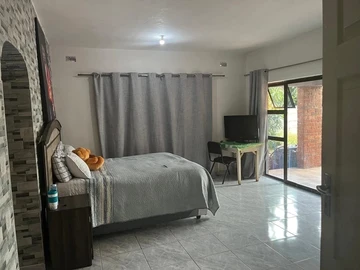 7 Bedroom Townhouse Complex
