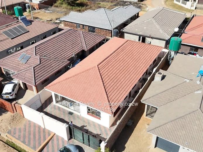 Springvale 5 Bed house For Sale 