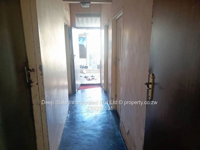 Highfields house for sale (western triangle)